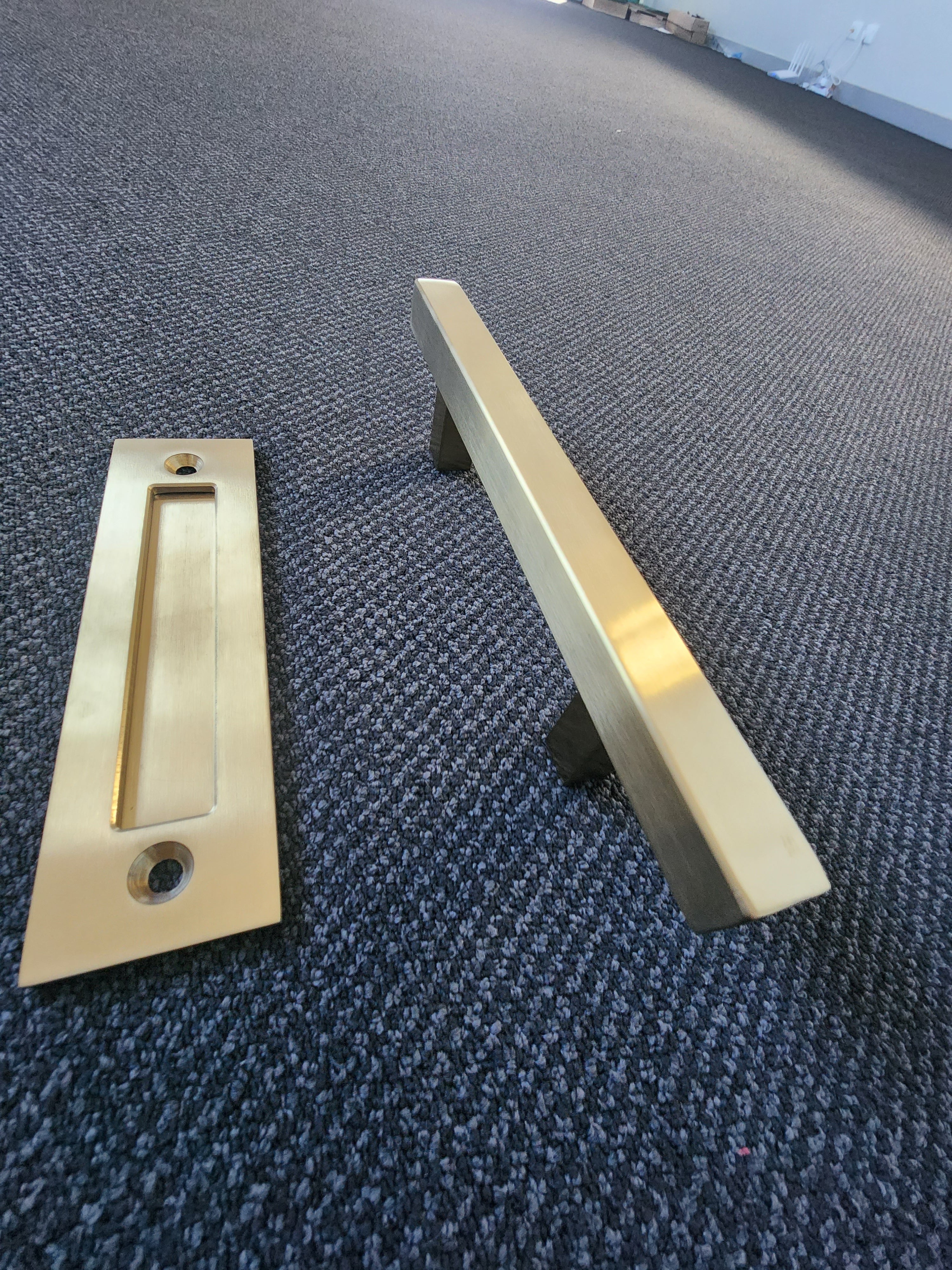 Barn Door Square Handle 300mm Satin Gold