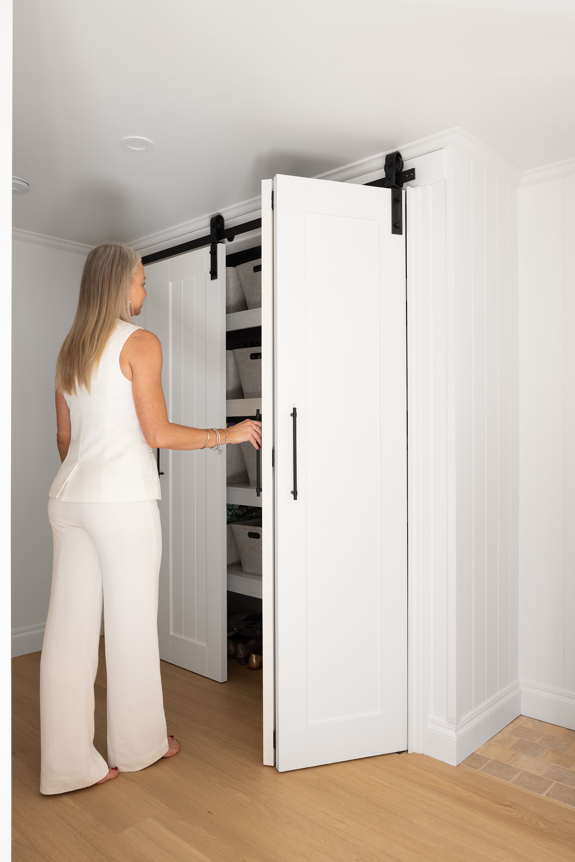 Byfold Doors With Magazine Rack Bi-Fold Door Tracks – Front Porch Properties